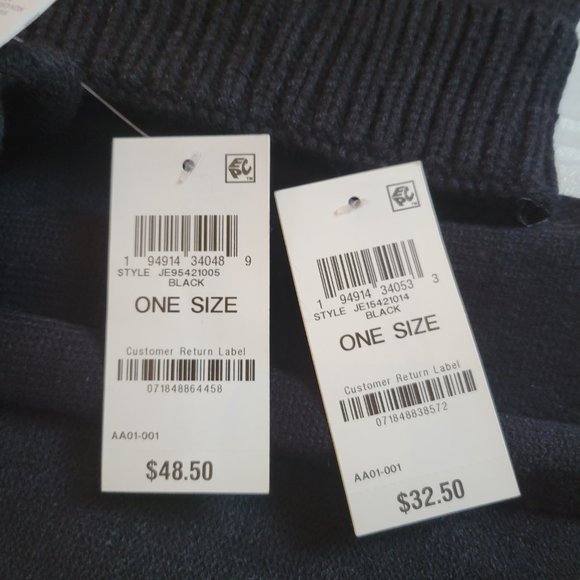 Jenni 2 Piece Black Scarf and Hat Set with Embroidered Gold Stars NWT - Picture 4 of 6